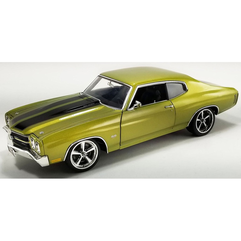 1/18 1970 Chevrolet Chevelle SS Restomod Citrus Green Metallic