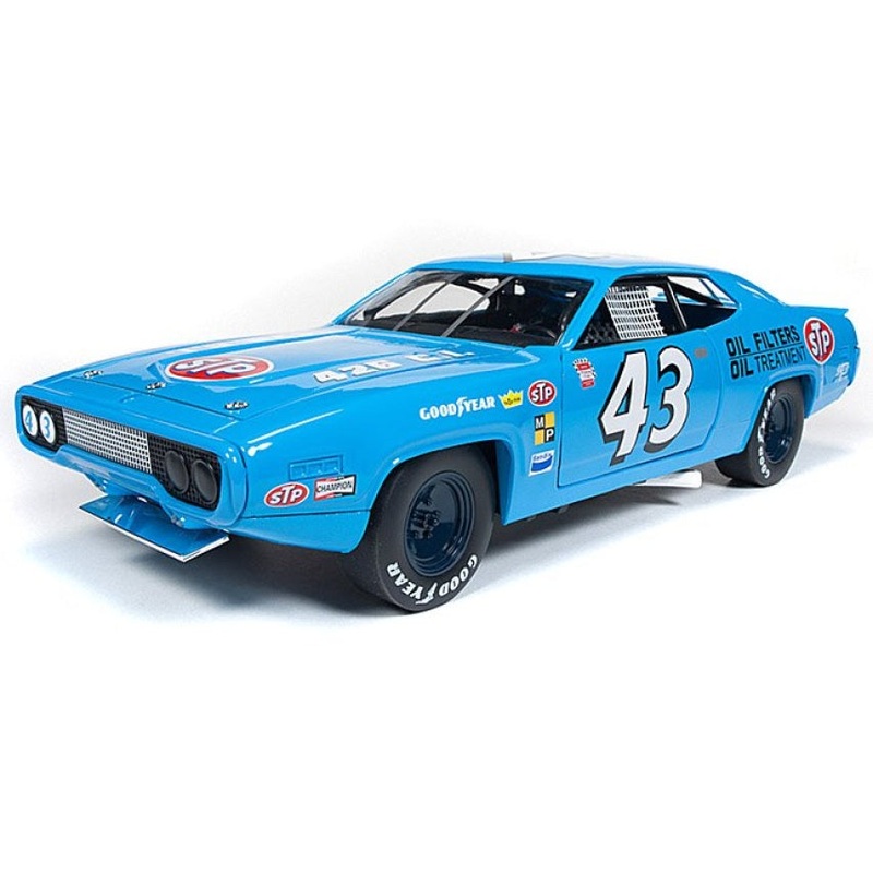 1/18 1971 Plymouth Roadrunner Richard Petty