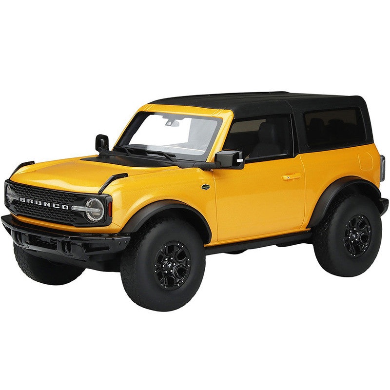 1/18 2021 Ford Bronco Wildtrak Cyber Orange Metallic with Black Top