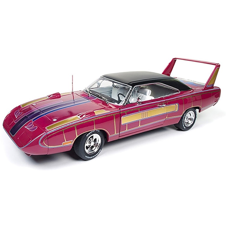 1/18 1970 Plymouth Superbird Hardtop Barn Finds