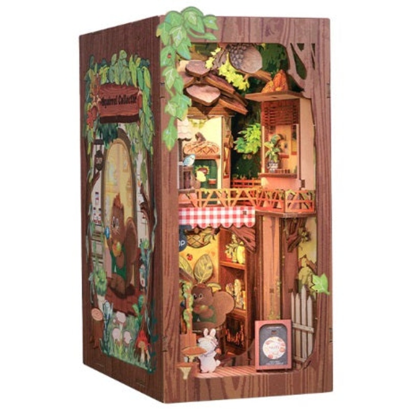 Squirrel Collector Book Nook