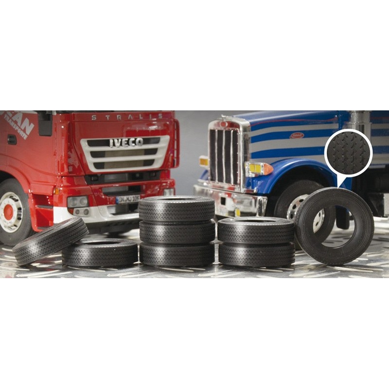 1/24 Truck Rubber Tires (8)
