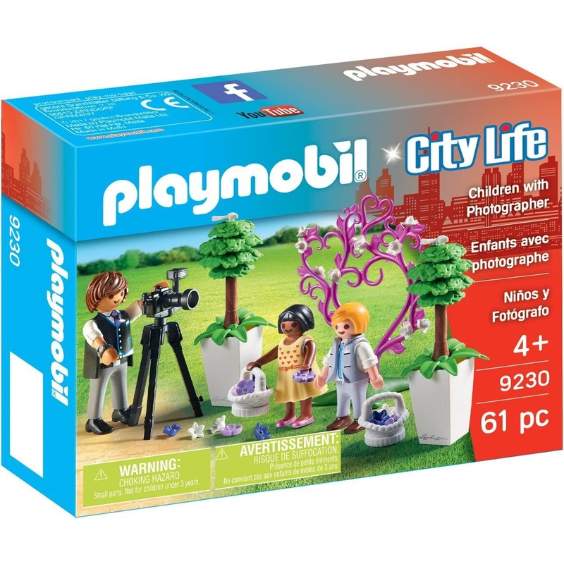 City Life Children with Photographer