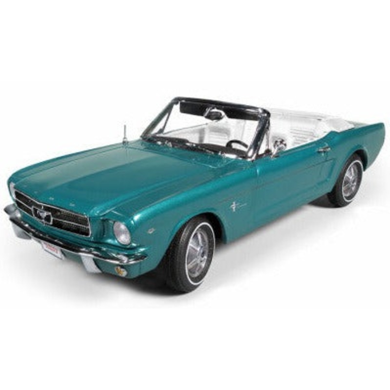 1/18 1965 Ford Mustang Convertible