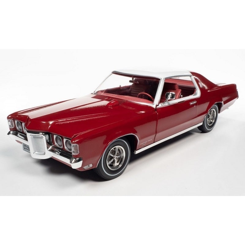 1/18 1969 Pontiac Grand Prix Royal Bobcat