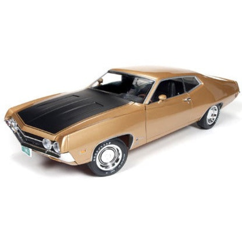 1/18 1970 Ford Torino Cobra Gold