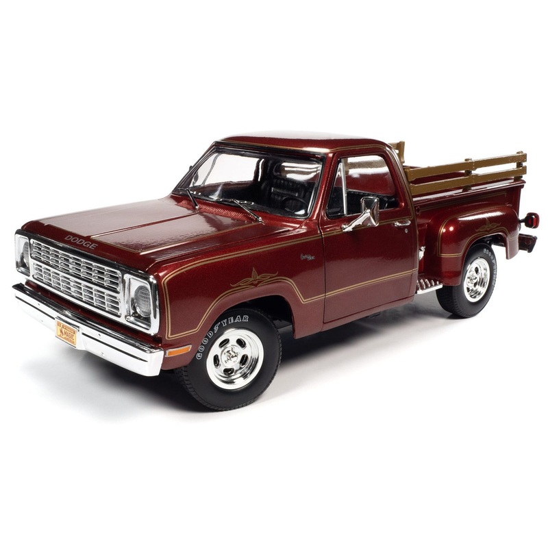1/18 1979 Dodge D100 Stepside Warlock