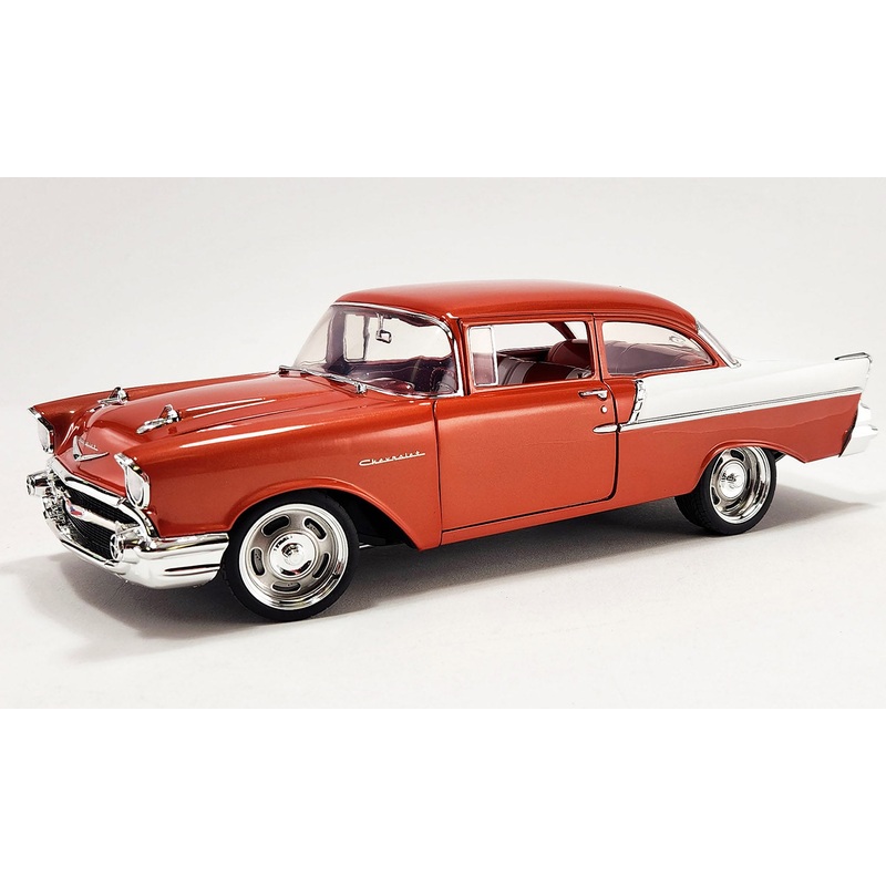 1/18 1957 Chevy 150 Custom Cruiser