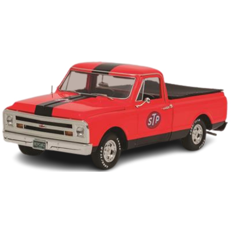 1/18 1968 Chevy C-10 Pick-up STP