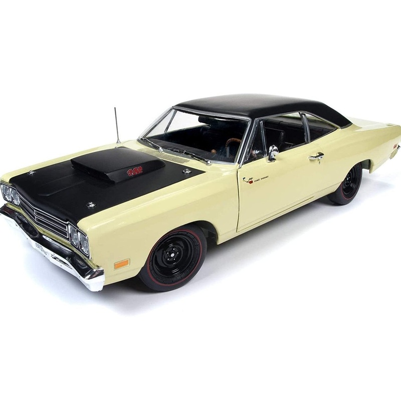 1/18 1969.5 Plymouth Road Runner Hardtop