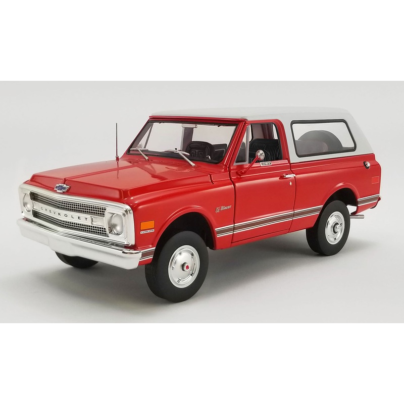 1/18 1969 Chevrolet Blazer K/5 Red