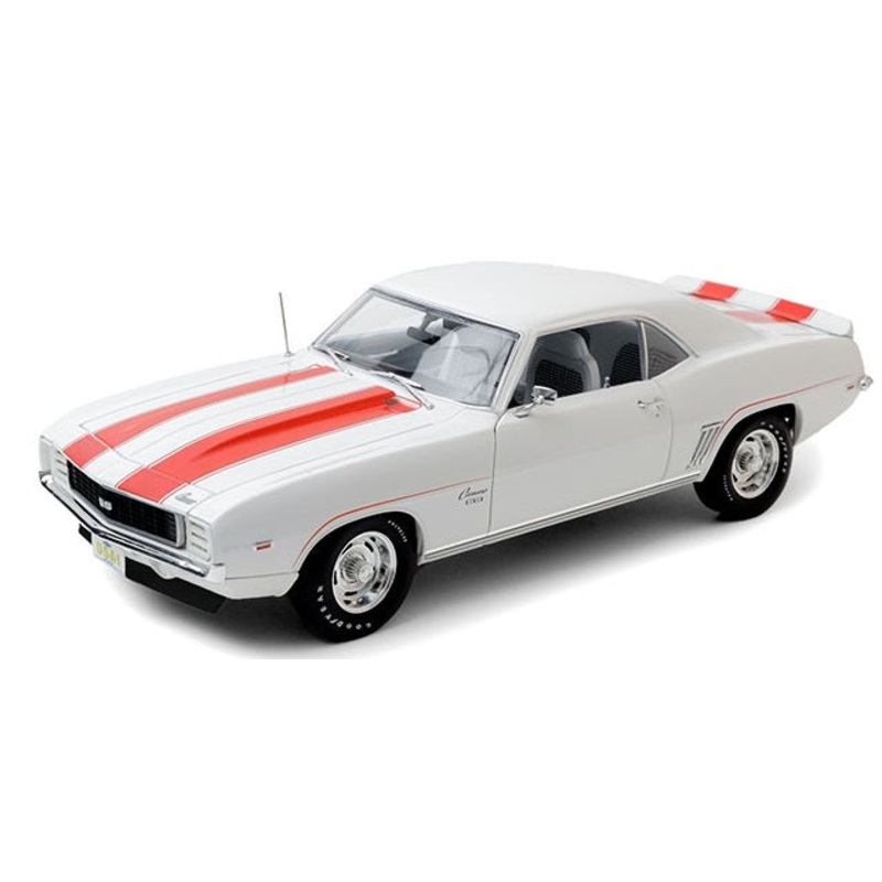 1/18 1969 Chevrolet Camaro Z10 Pace Car