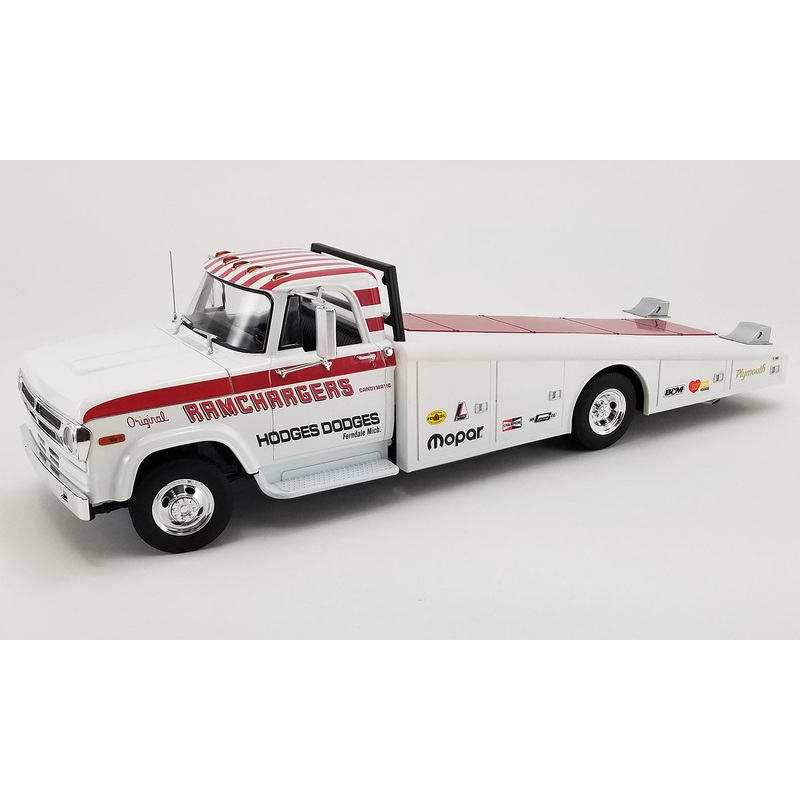 1/18 1970 Dodge D-300 Ramp Truck Ramchargers *Broken mirror*