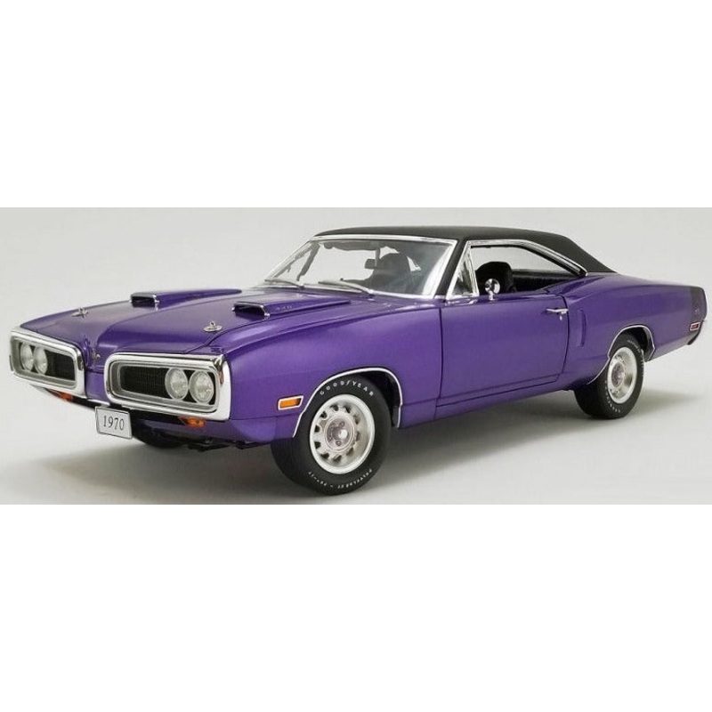 1/18 1970 Dodge Super Bee Plum Crazy Vinyl Top