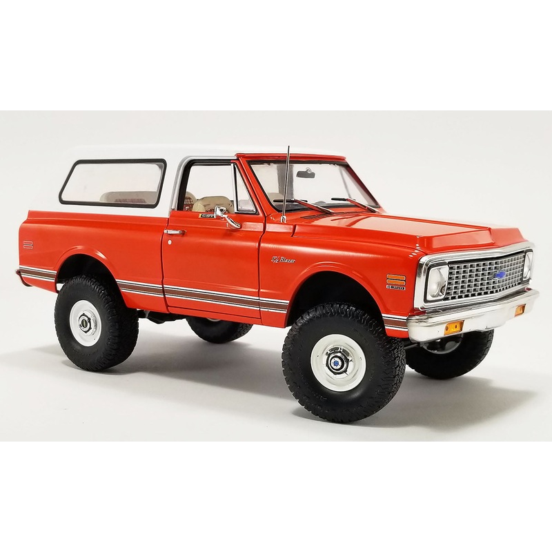 1/18 1972 Chevrolet K5 Blazer Red with White Top "Highlander Edition"
