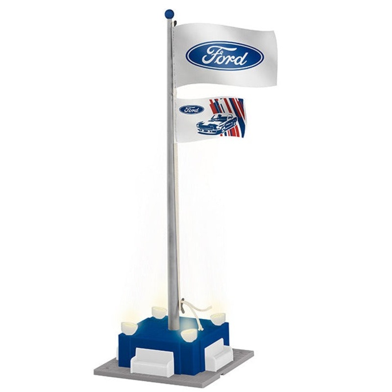 O Ford Flagpole